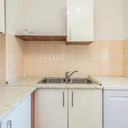 Indigo Apartment